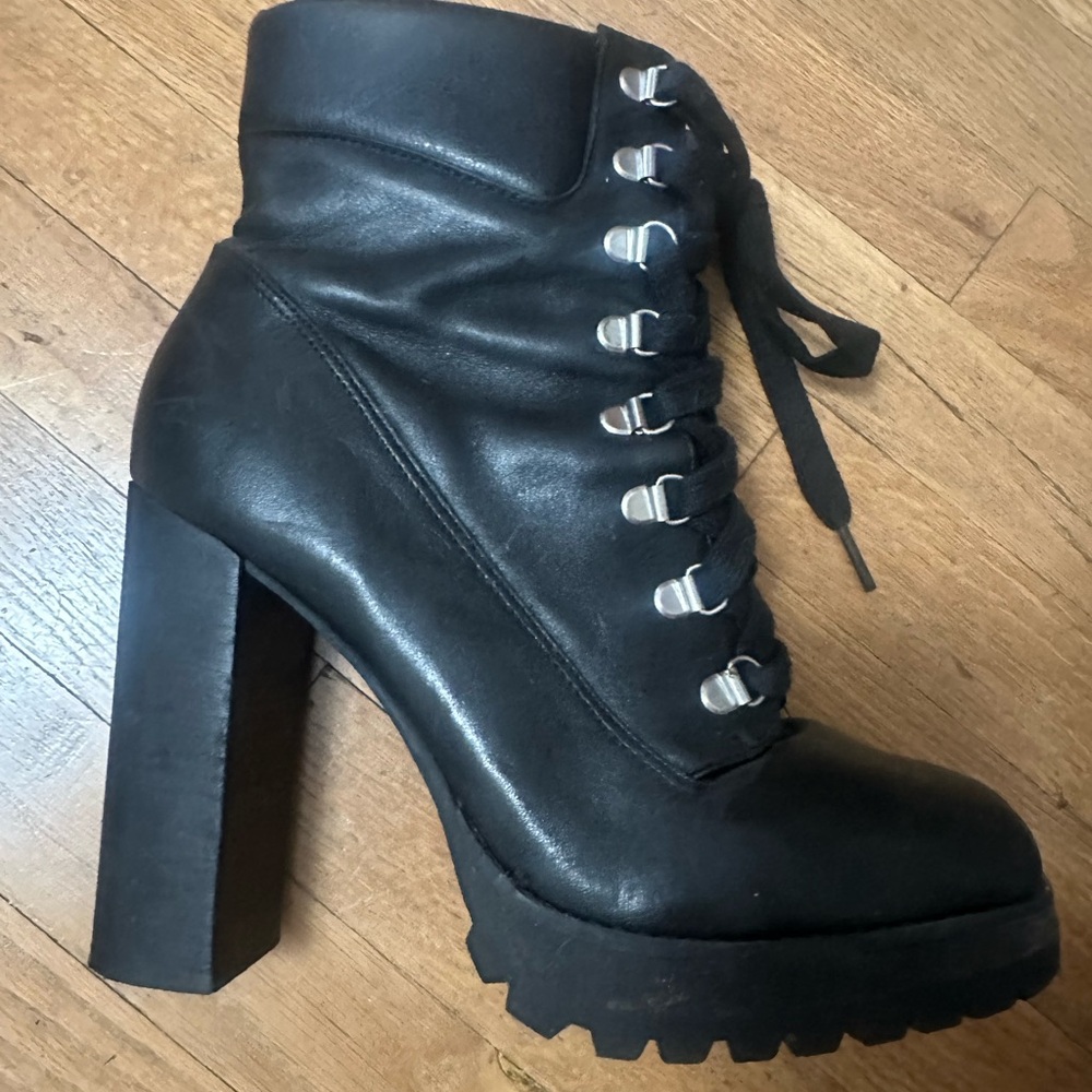 Steve Madden Black Chunky Heel Lace-Up Boots